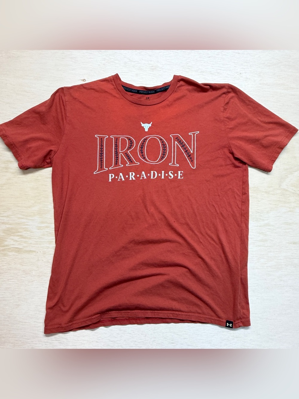 Under Armour Project Rock Iron Paradise T-Shirt Mens Large Rust Orange Graphic
I